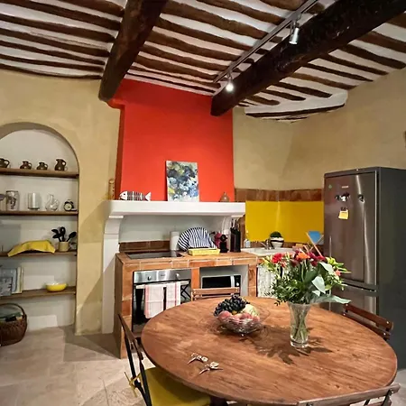 Maison De Clotilde Holiday home *